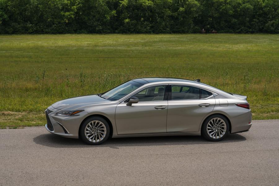  Lexus ES350 2018 года  (NA) (фото 13 из 15)